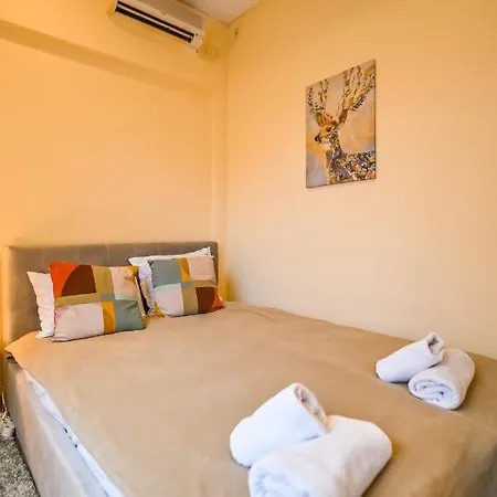 Apartment Cozy & Central 1bd Flat With A Nice Patio Sofia